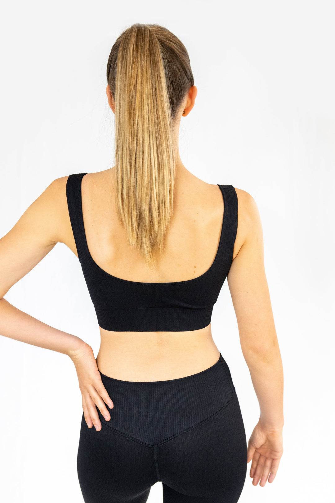 Savanna Sports Bra - Black Ink