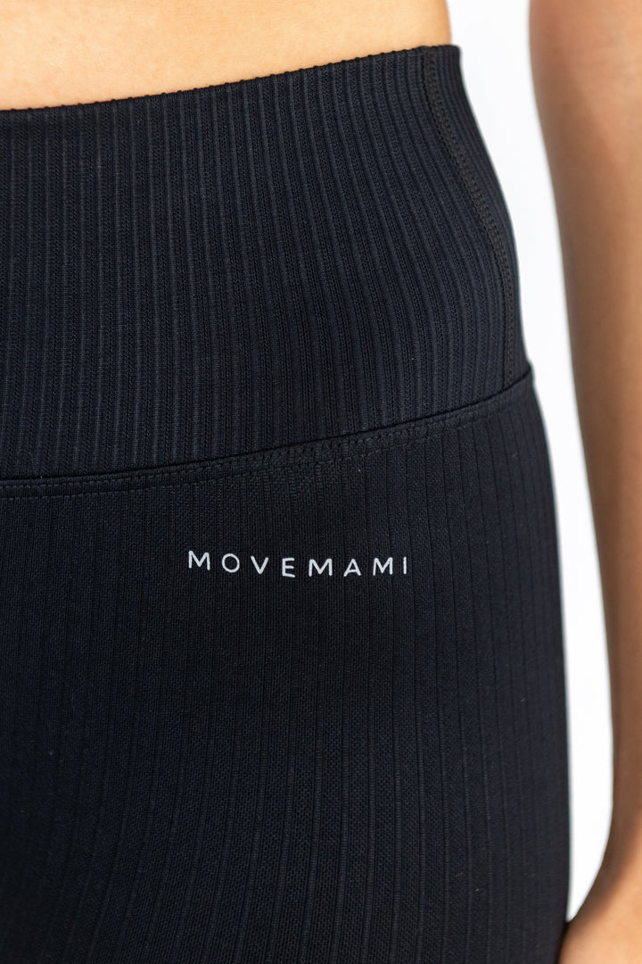 Savanna Shorts - Black Ink